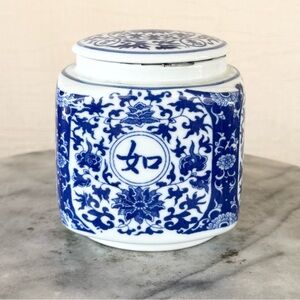 Vtg Jingdezhen Blue & White Porcelain China Square Tea Leaf Jar